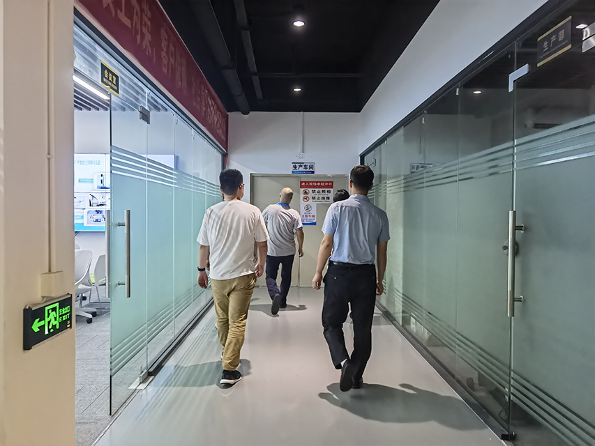 久信達(dá)歡迎添可智能看廠，為您帶來(lái)環(huán)保包裝解決方案(圖1)